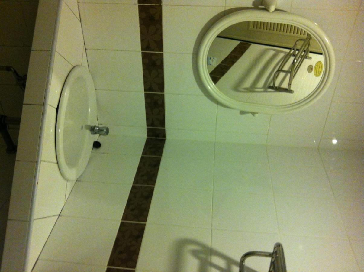 Orchid Place Банкок Екстериор снимка